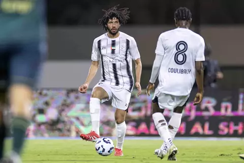 بمشاركة النني وعادل.. الجزيرة يفوز على الوحدة ويودع كأس الرابطة الإماراتية